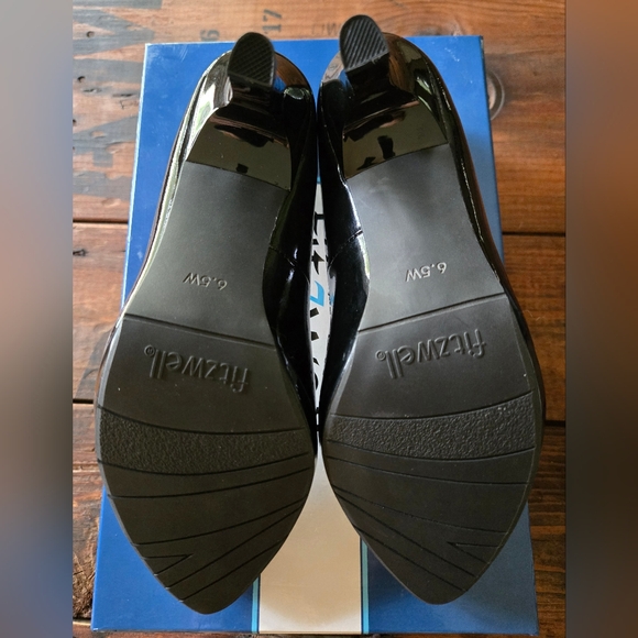 Fitzwell Ophira Black And Cream Heels NWT - Picture 5 of 6